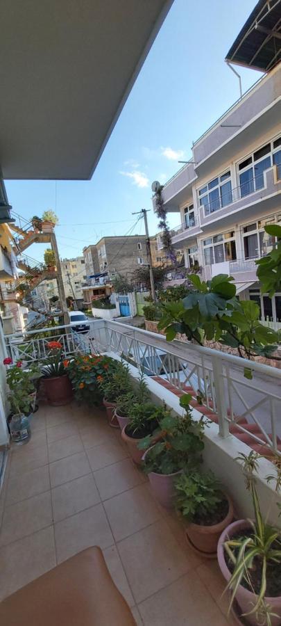 Honey Apartment Near Port Of Saranda Eksteriør billede